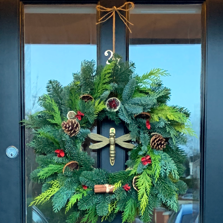 DIY Deluxe Christmas Wreath Kit